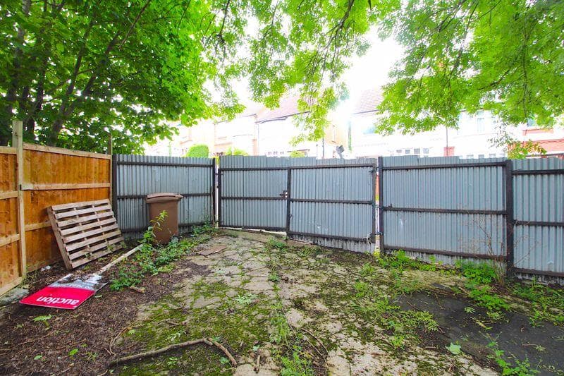 Land for Sale, Kingston Road, Luton - Image 4