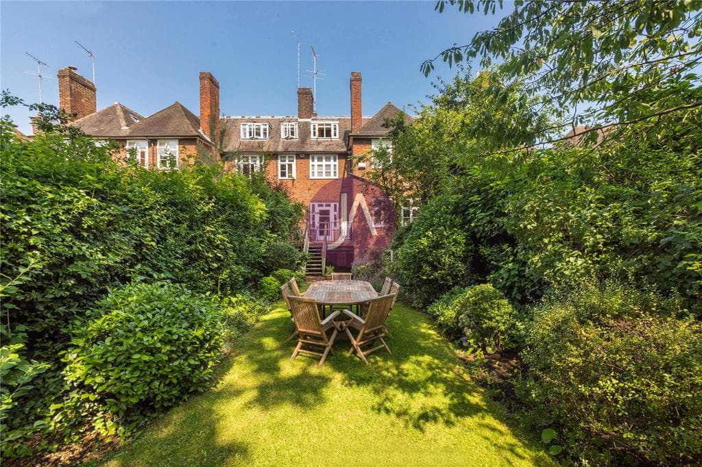 Rotherwick Road, Hampstead Garden Suburb, London, NW11 - Image 1