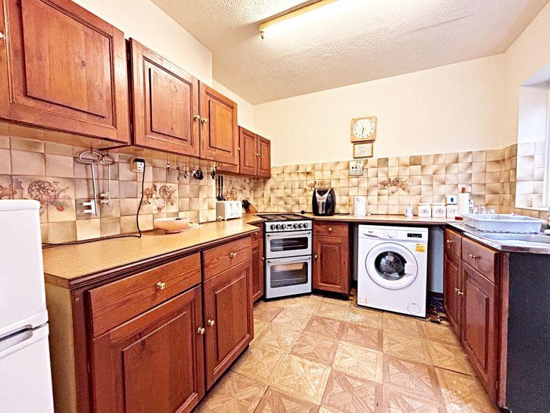 Woodland Close, Drakes Broughton - Image 4
