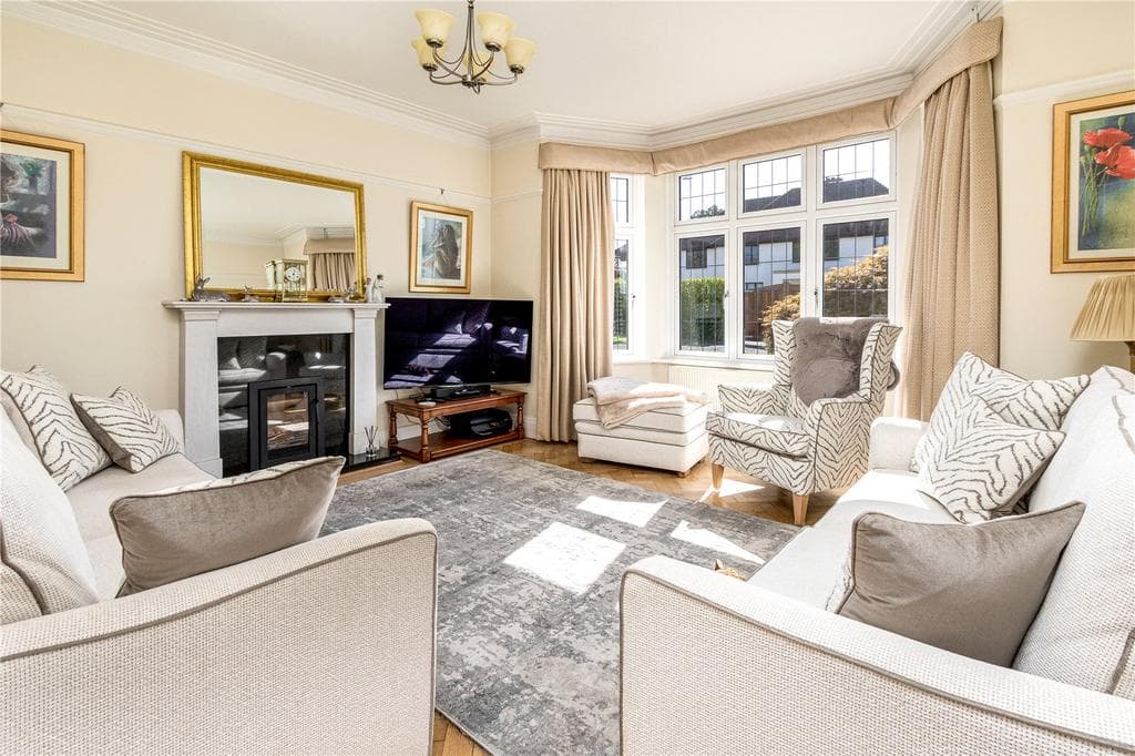 Llandennis Avenue, Cyncoed, Cardiff, CF23 - Image 4