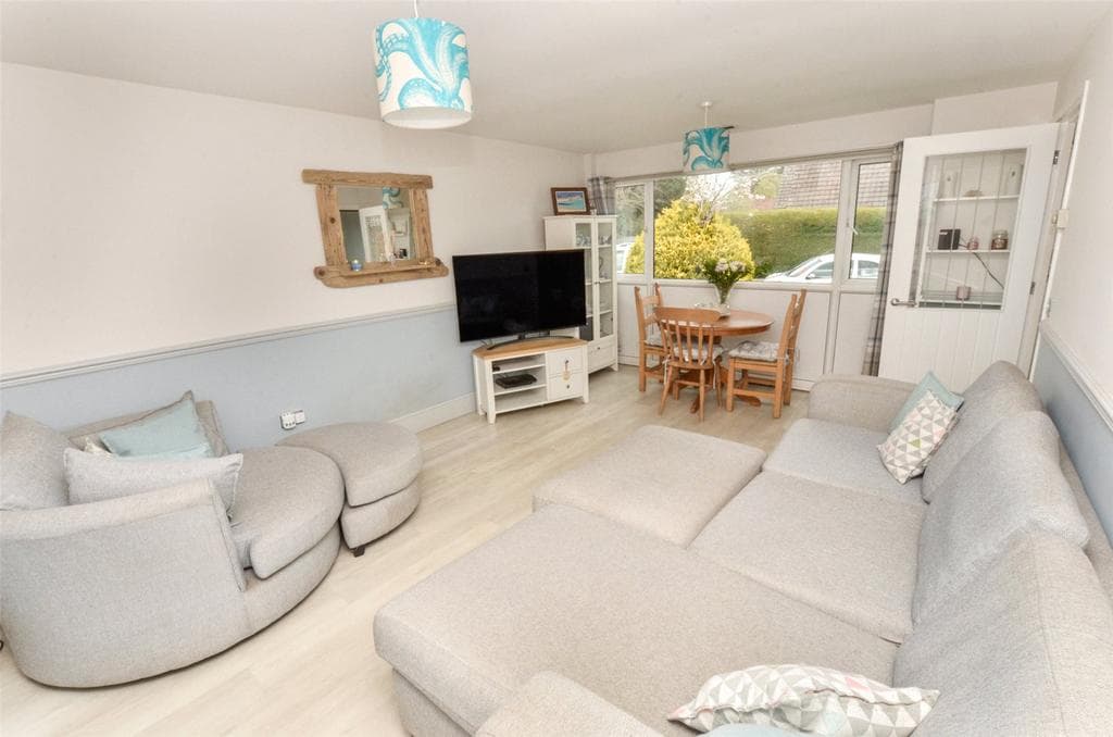 Uplands Road, West Moors, Ferndown, Dorset, BH22 - Image 3