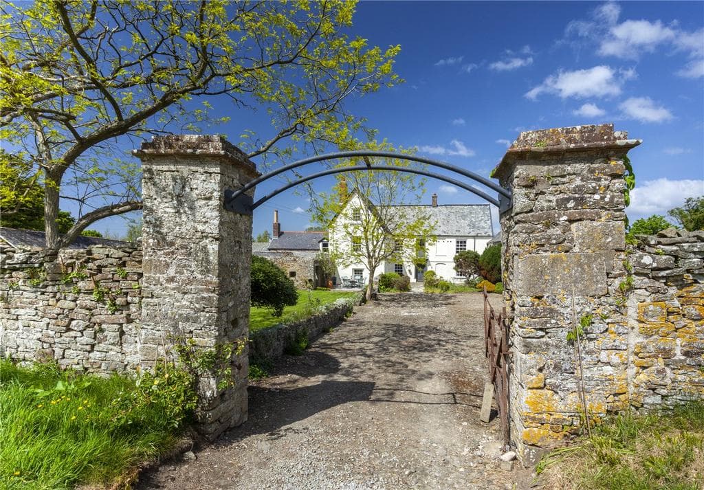 Horwood, Bideford, Devon, EX39 - Image 1