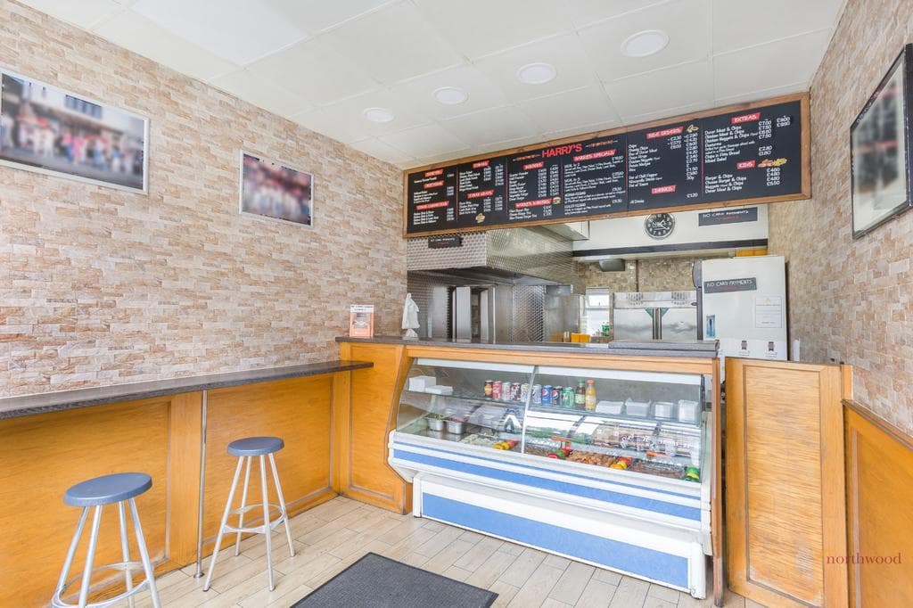 London Road, St Albans, AL1 - Image 2