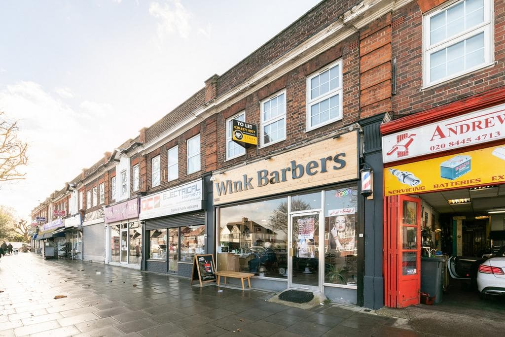 High Road, North Finchley, N12 - Image 2