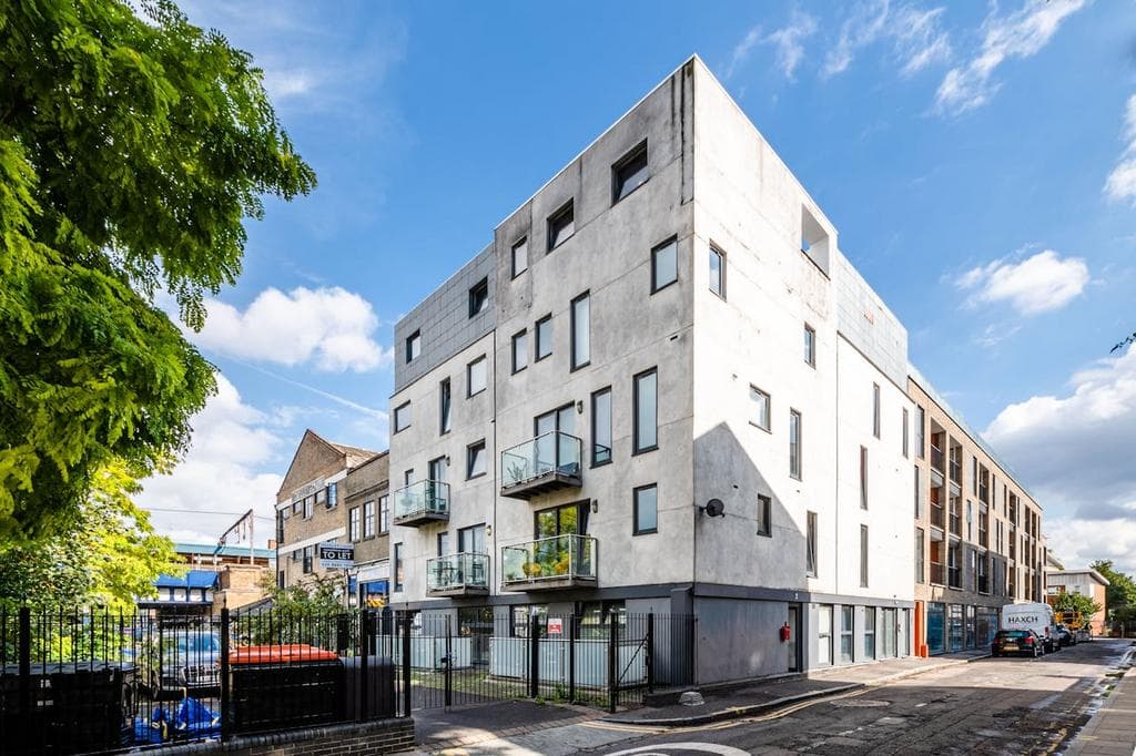 228 Dalston Lane, Hackney, E8 1LA - Image 1