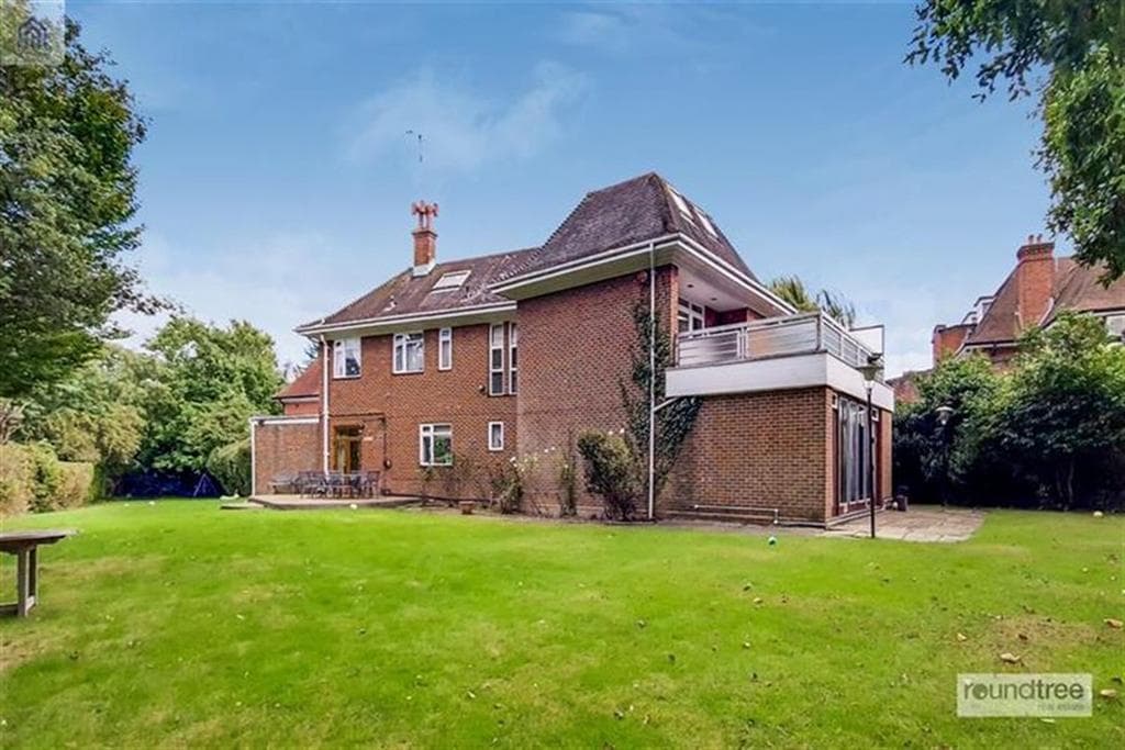 Winnington Close, Hampstead Garden Suburb, N2 - Image 2