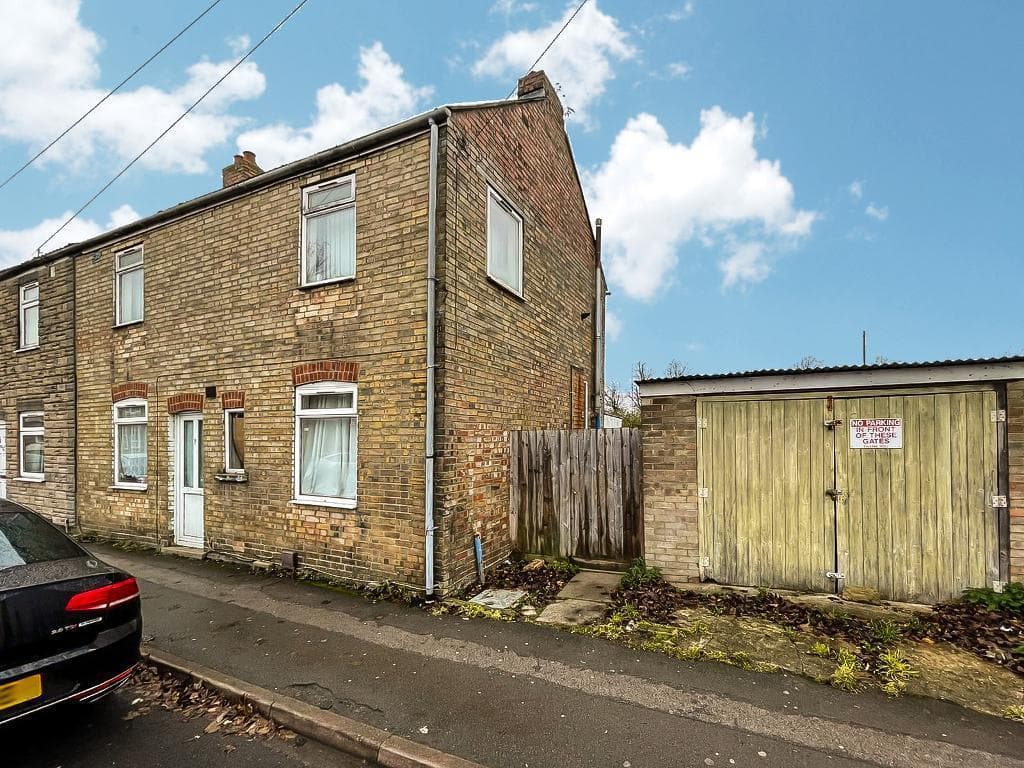 De Havilland Road, Wisbech, Cambridgeshire, PE13 3AN - Image 1