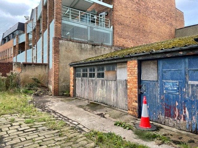 Queen Street, Old Town, Scarborough, YO11 - Image 1