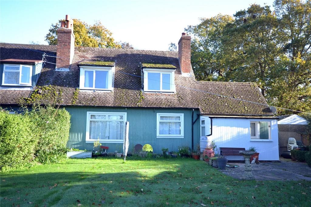 Warborne Lane, Portmore, Lymington, Hampshire, SO41 - Image 5