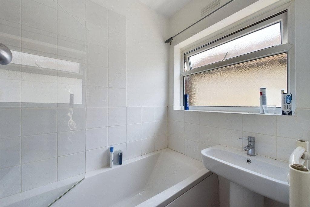 Dudley Drive, Ruislip, HA4 - Image 5