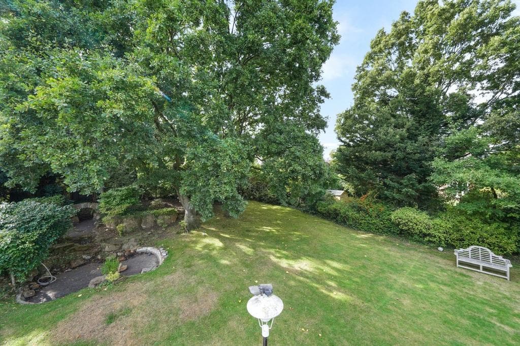 Hampstead Garden Suburb N2 - Image 4