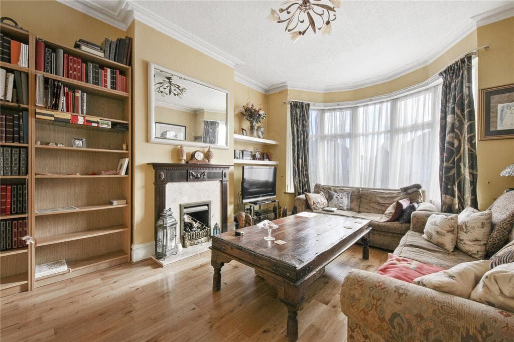 Dollis Hill Avenue, London, NW2 - Image 2