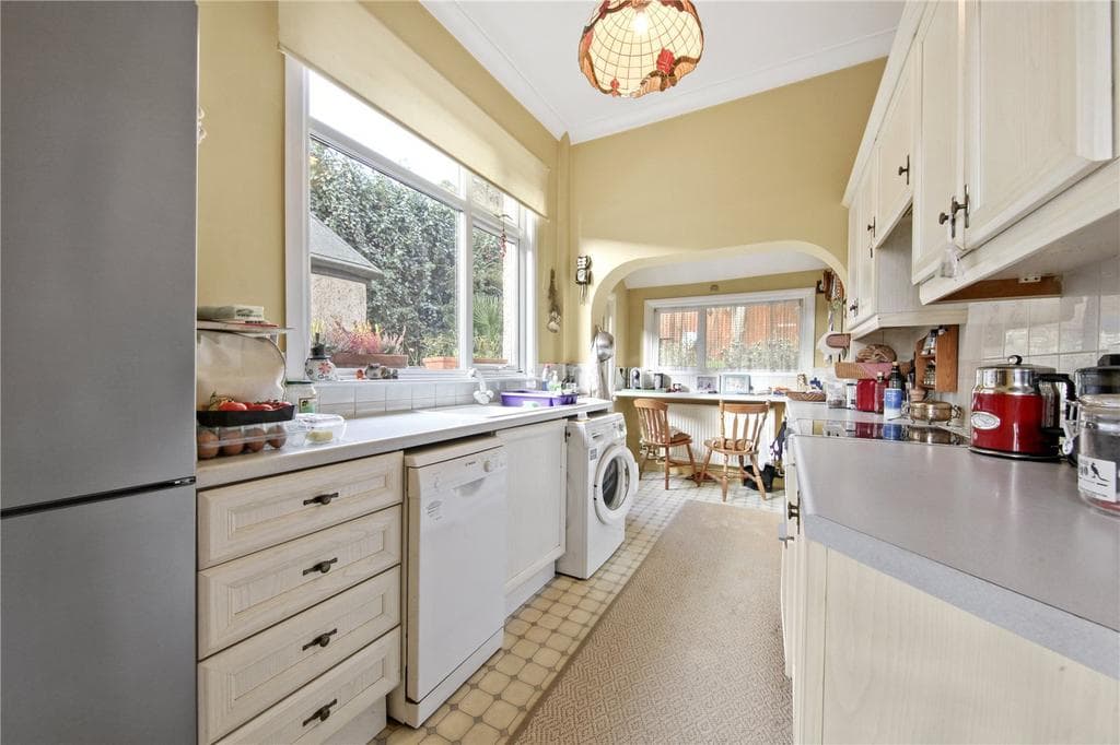 Dollis Hill Avenue, London, NW2 - Image 3