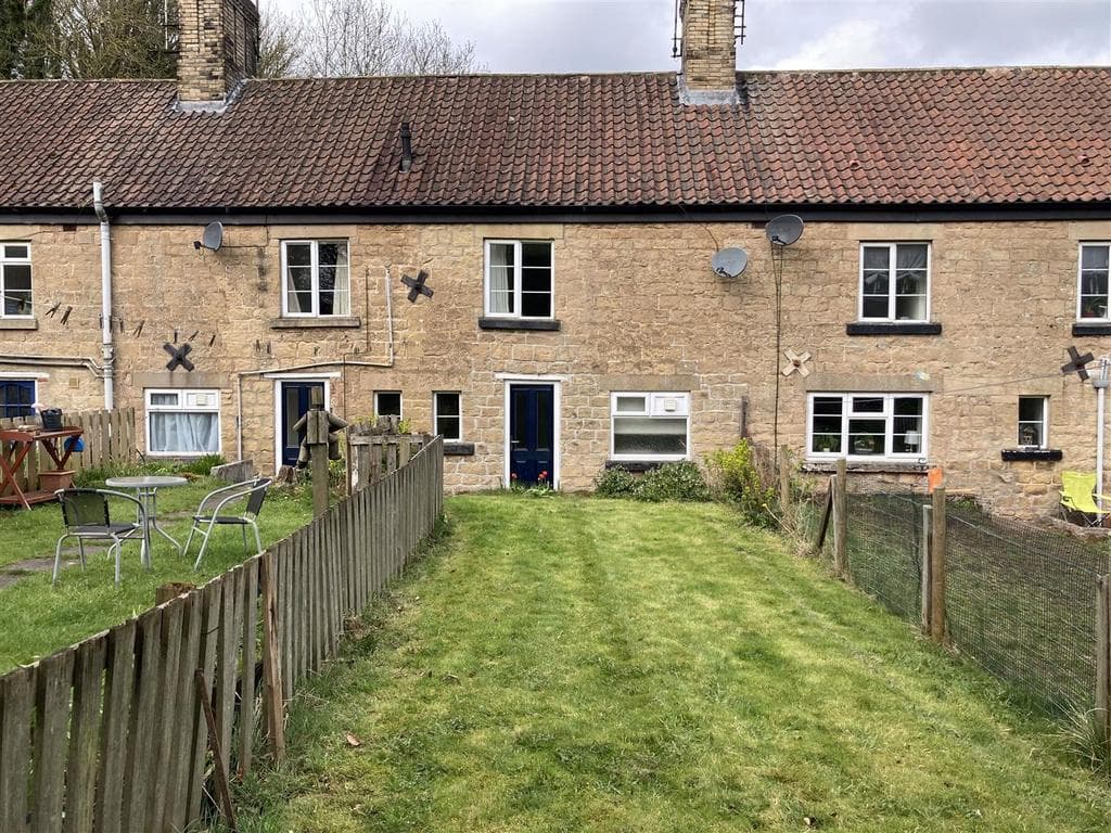 3 Malthouse Cottages, Manor Road, Kiveton Park Station, S26 6PB - Image 1