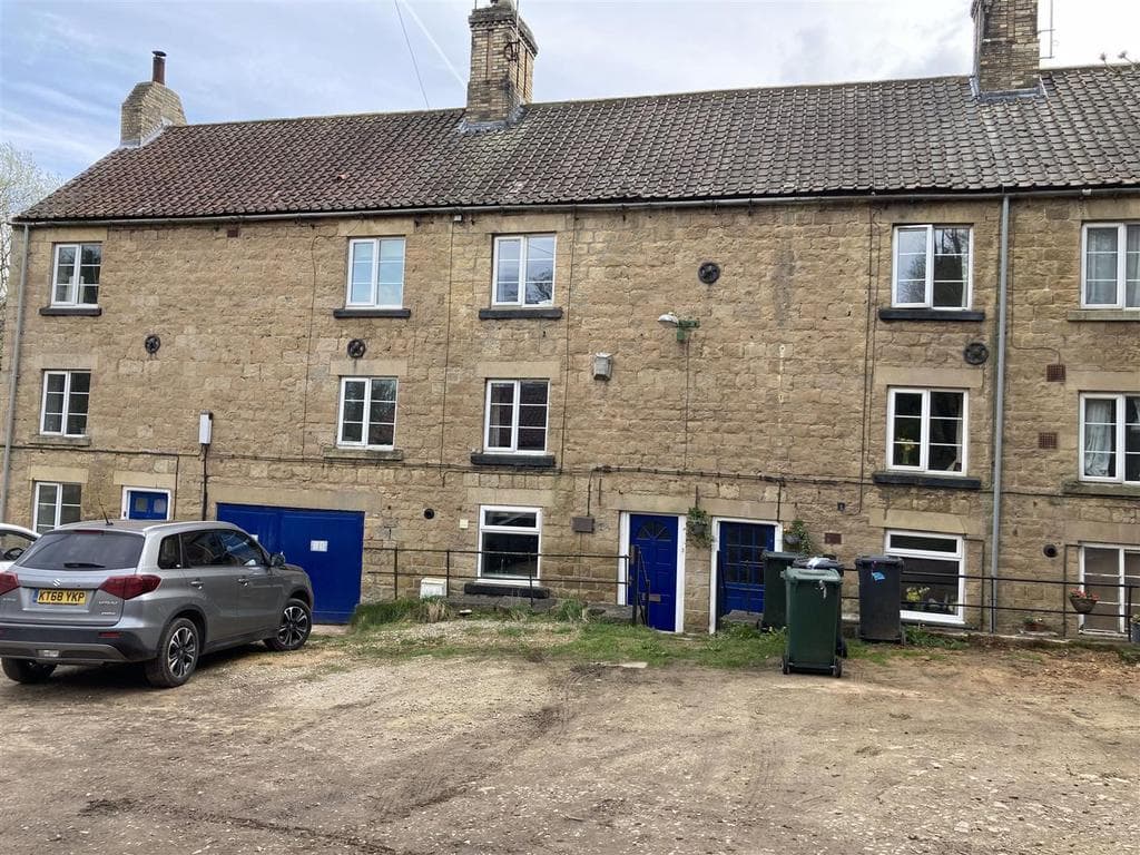 3 Malthouse Cottages, Manor Road, Kiveton Park Station, S26 6PB - Image 2