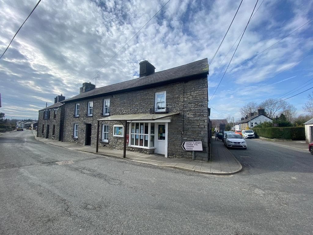 Llanddewi Brefi, Tregaron, SY25 - Image 1