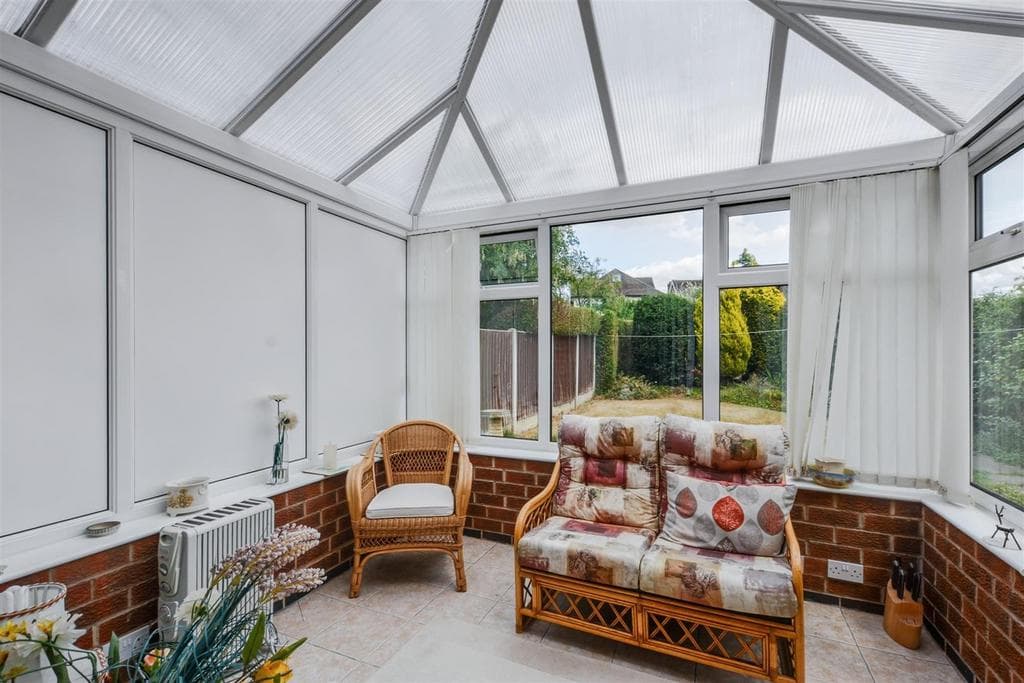 Wilsthorpe Road, Long Eaton - Image 3