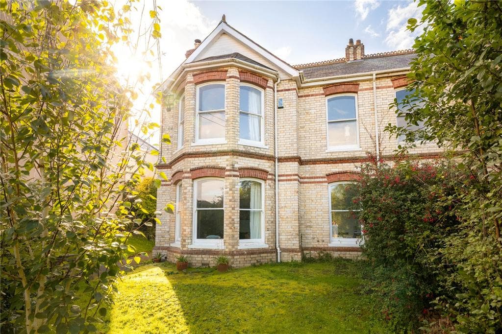 View property at Abbotsham Road, Bideford, Devon