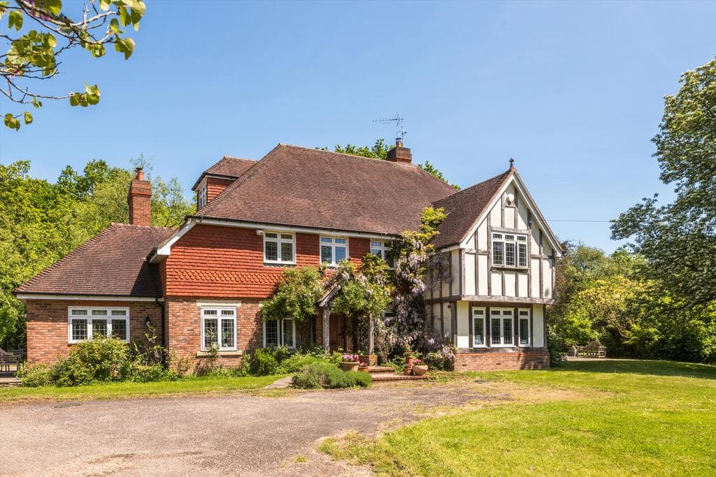 Egg Pie Lane, Hildenborough, Tonbridge, Kent, TN11. - Image 2