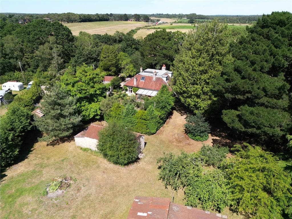 Beech Lane, St. Leonards, Ringwood, BH24 - Image 3