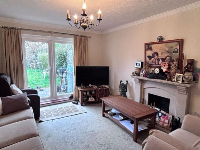 Mawson Close, London - Image 2