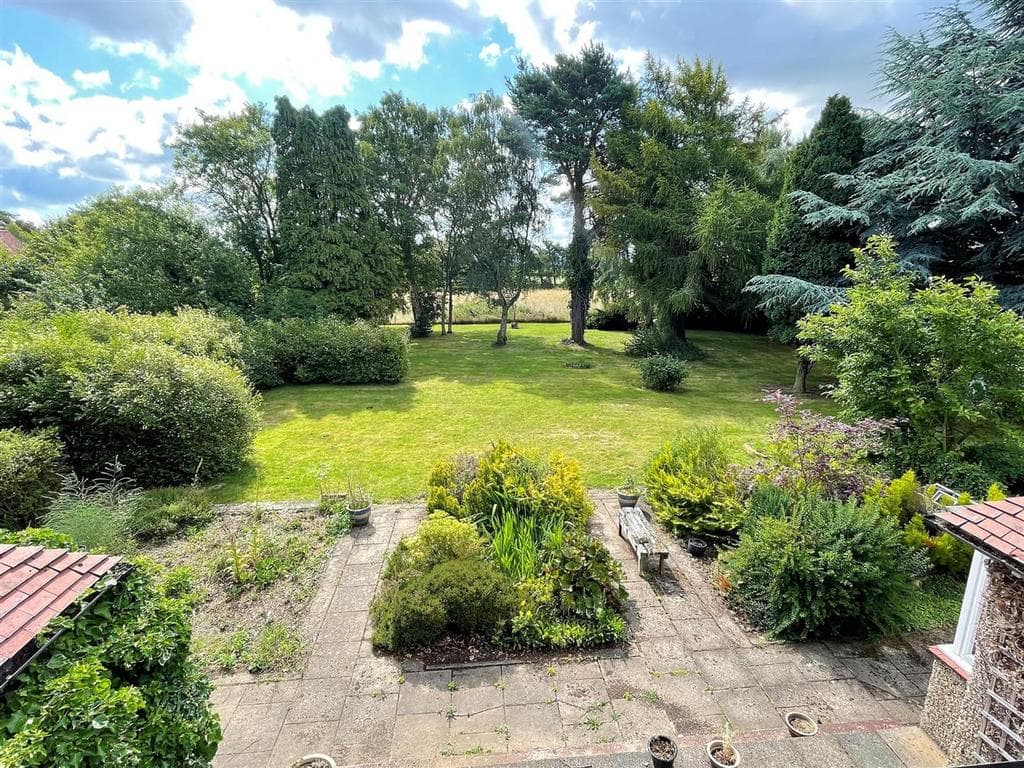 Pickering Road, West Ayton, YO13 - Image 3