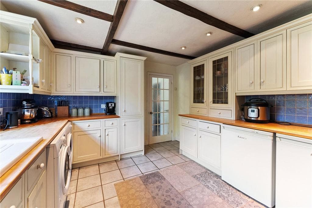 Comberton Road, Harlton, Cambridge, CB23 - Image 5