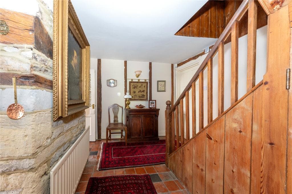 Silver Street, Newport Pagnell, Buckinghamshire, MK16 - Image 5