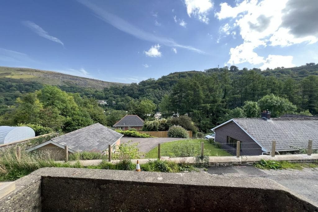 Clydach, Abergavenny, NP7 - Image 3
