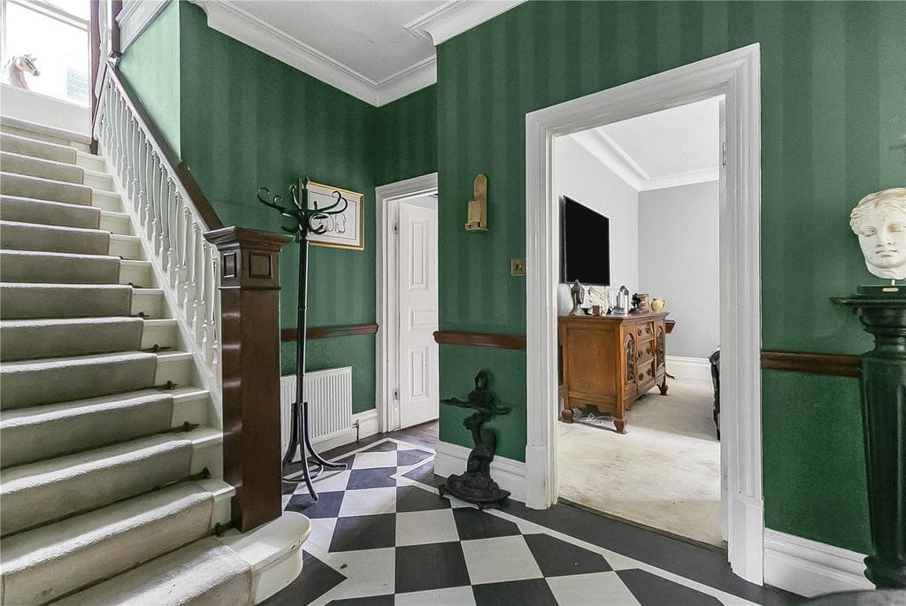 Wellington Road, Enfield, EN1 - Image 4