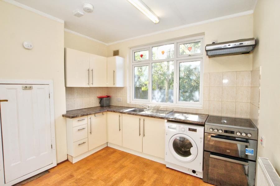 Northwick Avenue, Kenton, HA3 0AT - Image 2