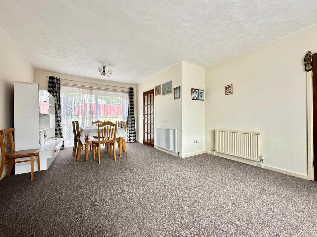Foxcroft Close, Leicester, LE3 - Image 3