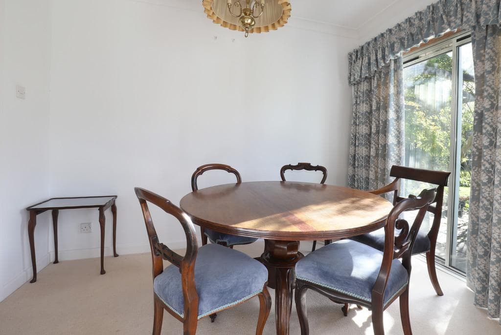 Alresford Road, Alresford SO24 - Image 5
