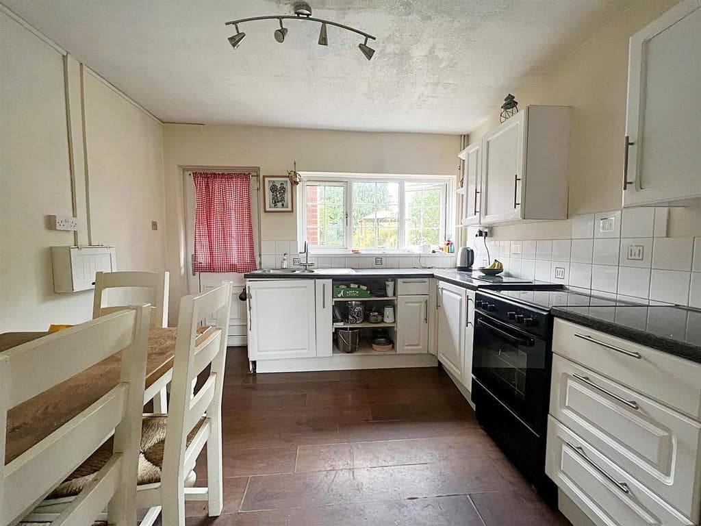 Albion Street, Kenilworth - Image 4