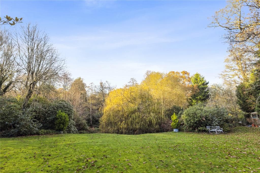 Bourneside, Virginia Water, Surrey, GU25 - Image 5