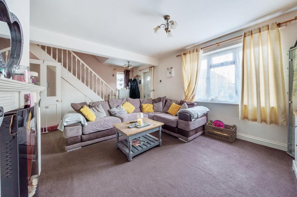 High Wycombe,  Buckinghamshire,  HP13 - Image 2