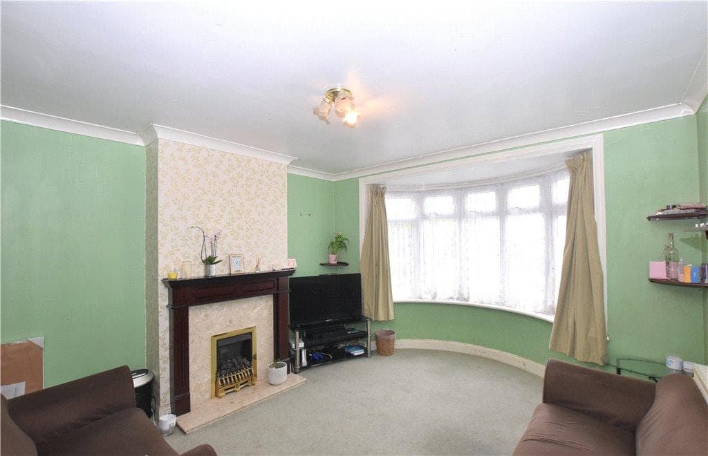 Park Road, Cowes, Isle of Wight - Image 2