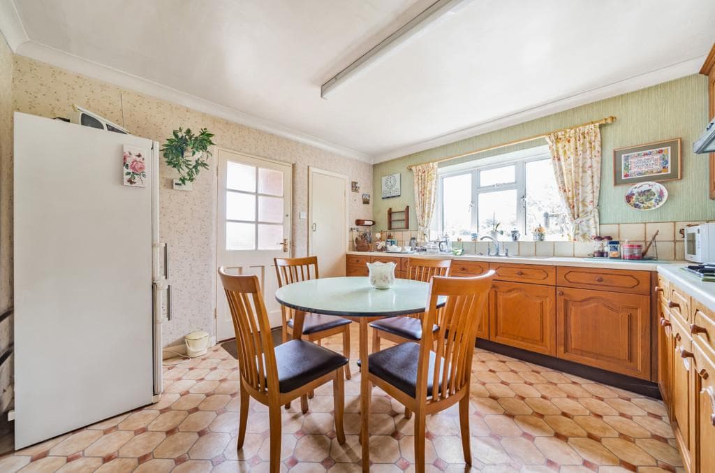 Pollard Avenue, Denham Green, Denham - Image 2