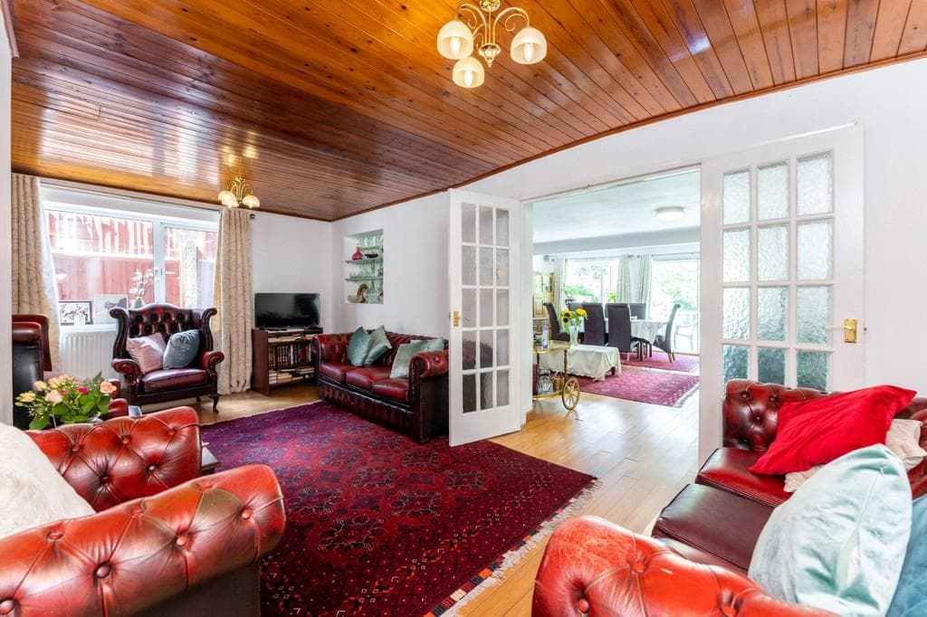 Speart Lane, Hounslow - Image 5