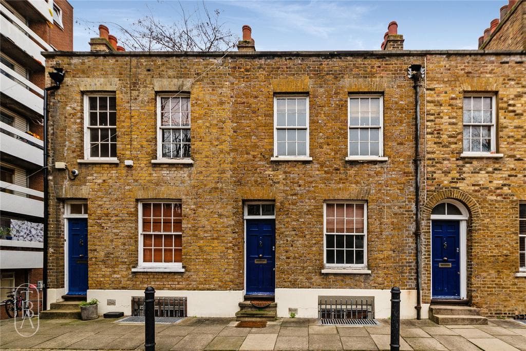 Walden Street, London, E1 - Image 1