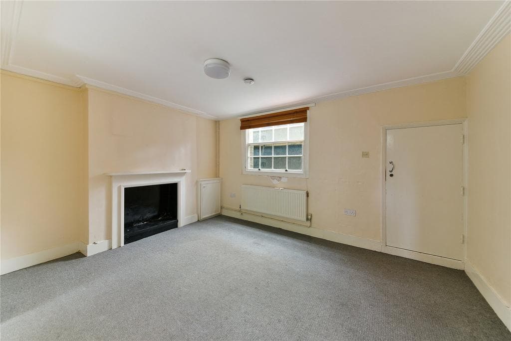Walden Street, London, E1 - Image 4