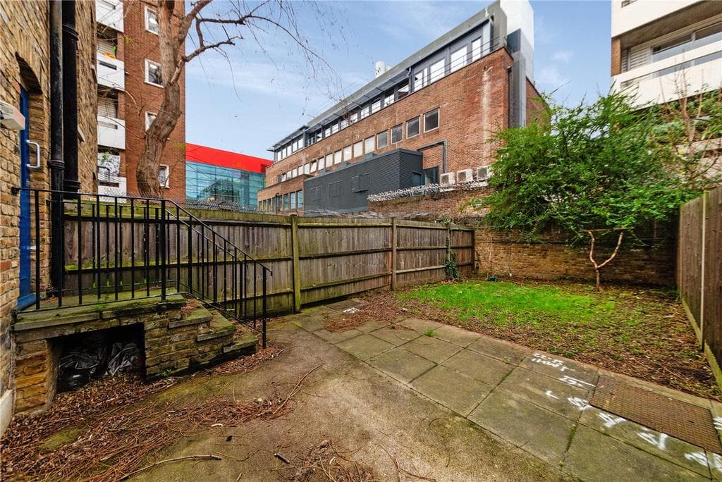 Walden Street, London, E1 - Image 5