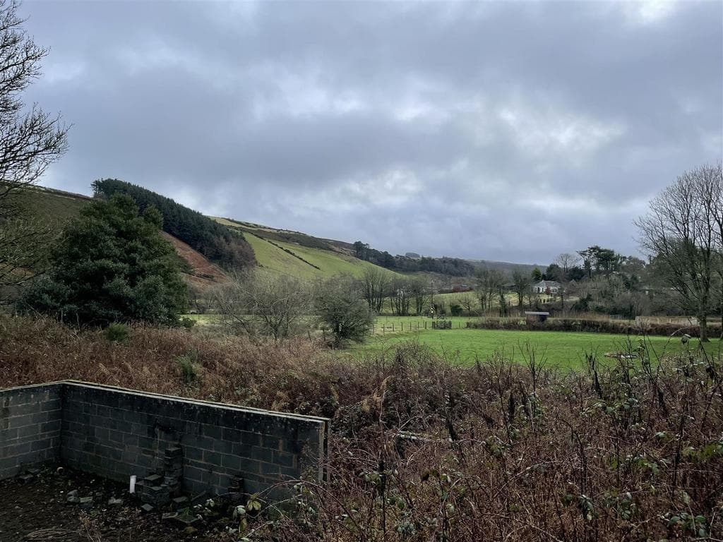 Oare, Lynton - Image 3