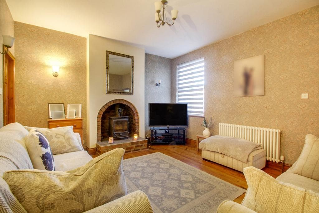Gough Road, Bilston, West Midlands - Image 5