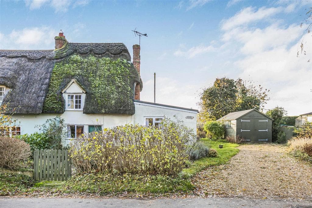 Water Lane, Radwinter CB10 - Image 1