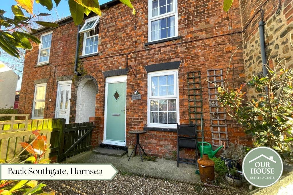 Back Southgate, Hornsea - Image 1