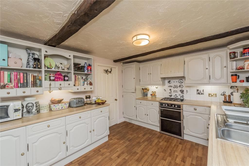 Bradford Road, Liversedge, West Yorkshire, WF15 - Image 3