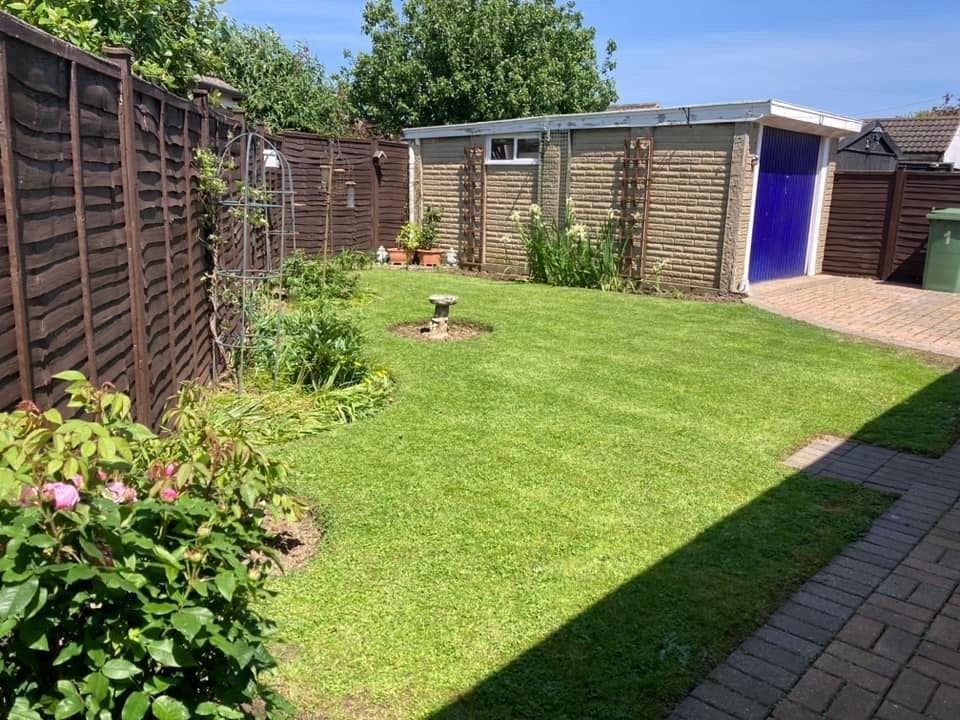 St. Peters Crescent, Humberston, Grimsby, N.E. Lincs, DN36 4DH - Image 2