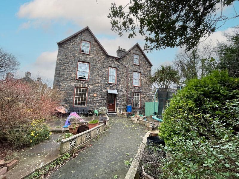 View property at Village Road, Llanfairfechan