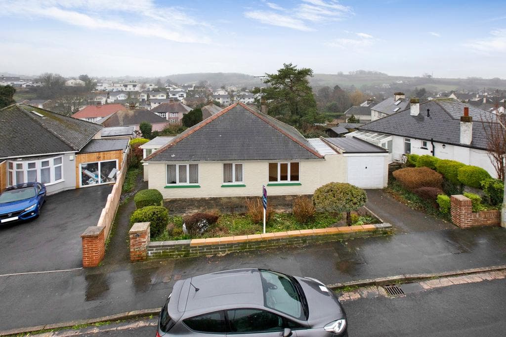 Avenue Road, Kingskerswell, TQ12 - Image 1